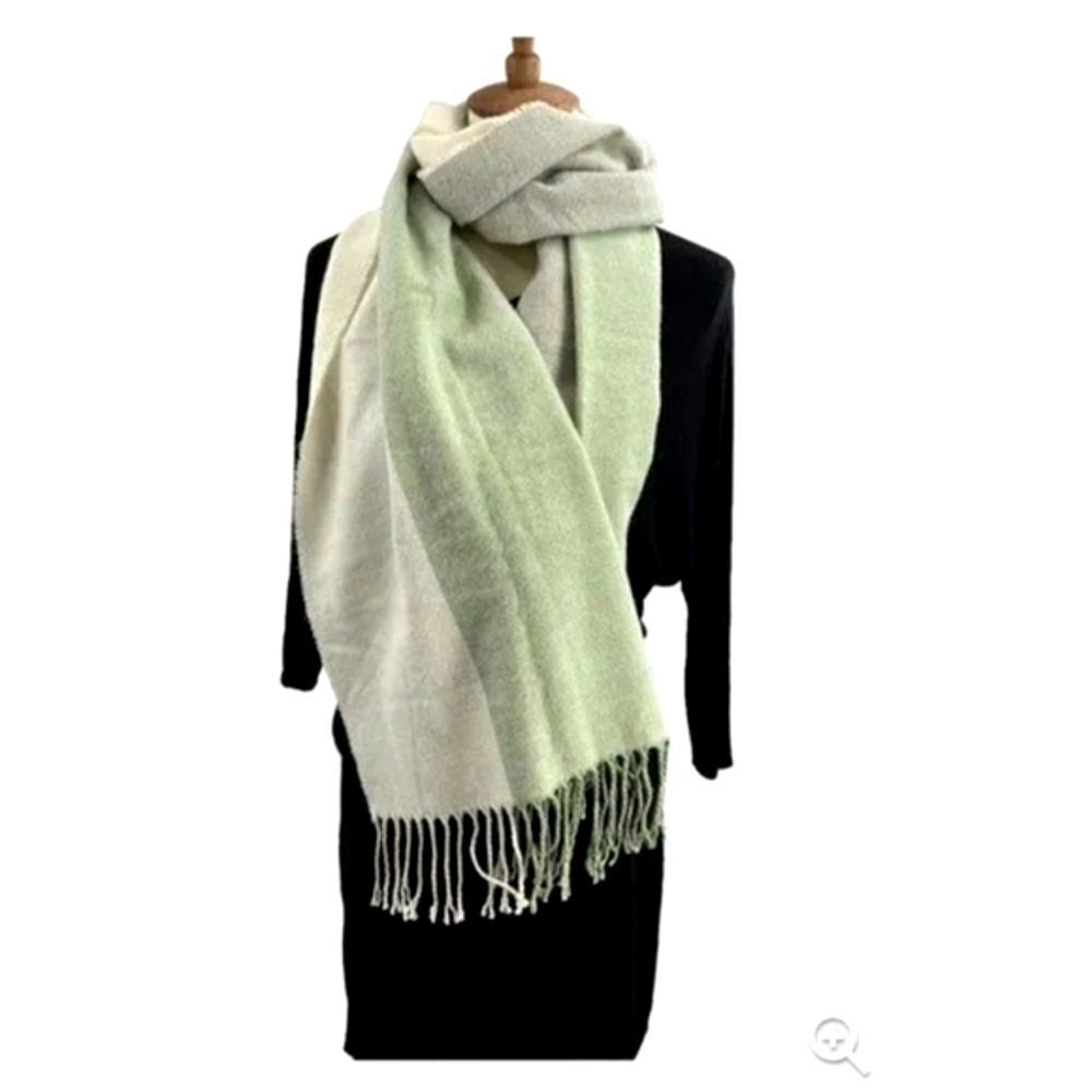 NWT Steve Madden Scarf